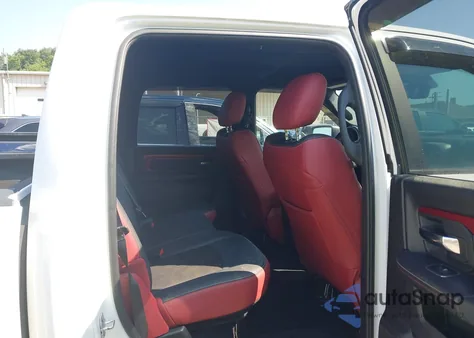 2017 Ram 1500 Rebel 4X4 5'7 Box z USA, uszkodzony, nr VIN 1C6RR7YT7HS595604